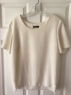 Gina Bacconi Ivory Short-Sleeve Flutter Blouse